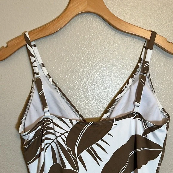 Tommy Bahama Brown White Resortwear Tropical Leaf Spaghetti Strap Dress - Picture 5 of 10